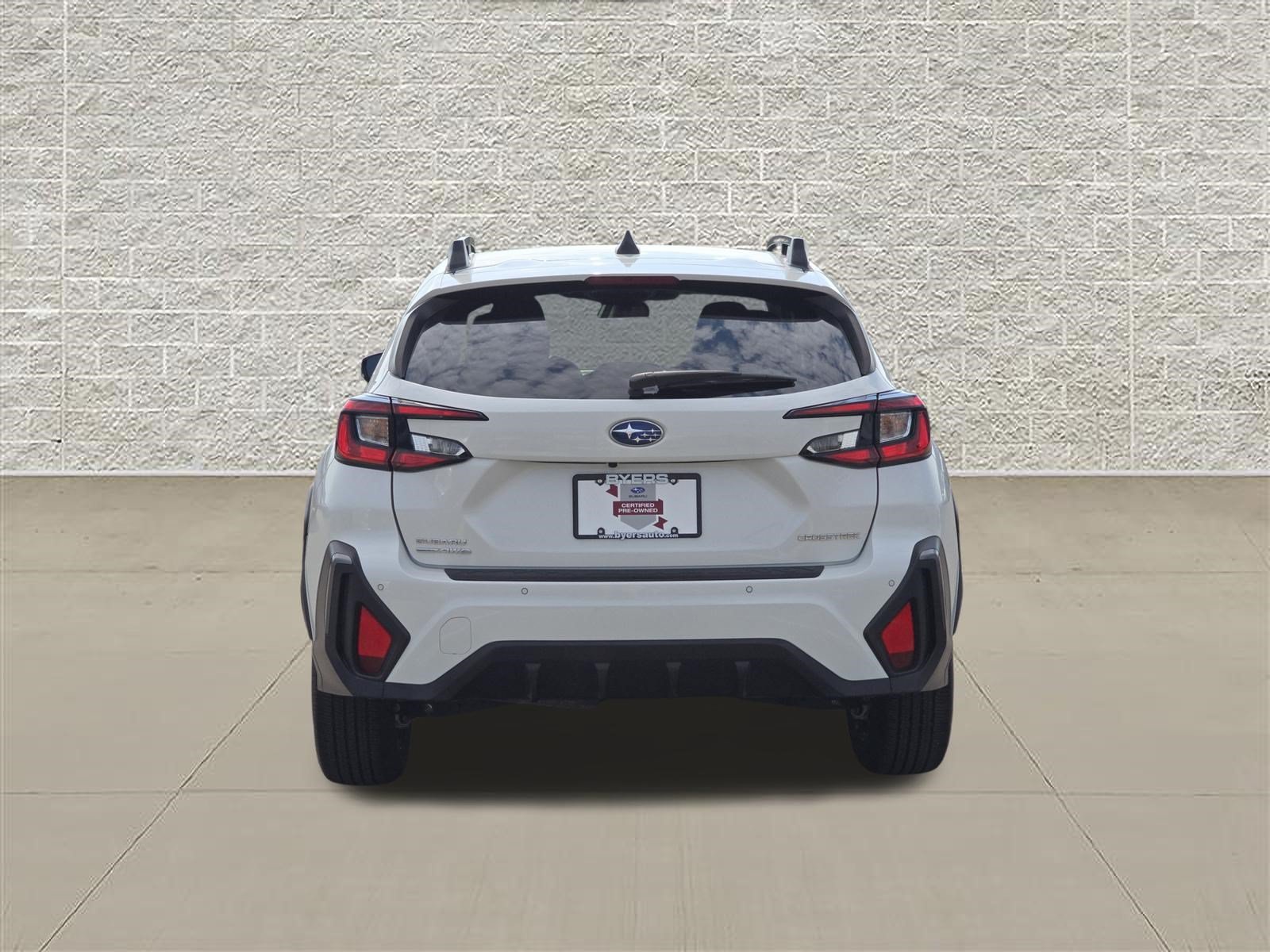 Used 2024 Crystal White Pearl Subaru Limited image 6
