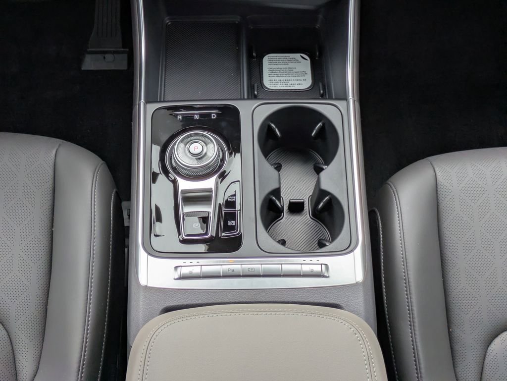 New 2026 Ceramic Silver Kia EX image 20