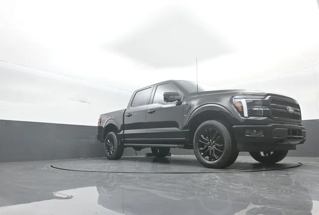 New 2026 Agate Black Metallic Ford Lariat® image 31