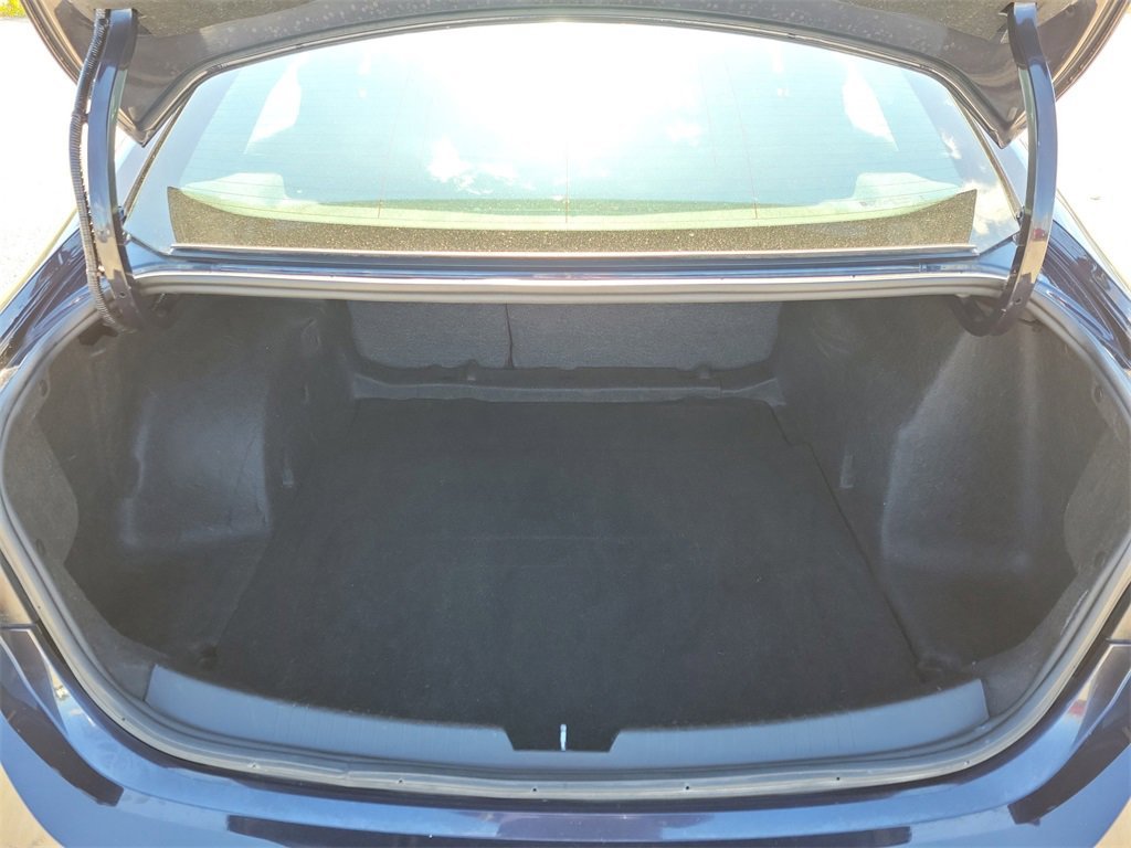 2023 Chevrolet Malibu 1LT photo 3