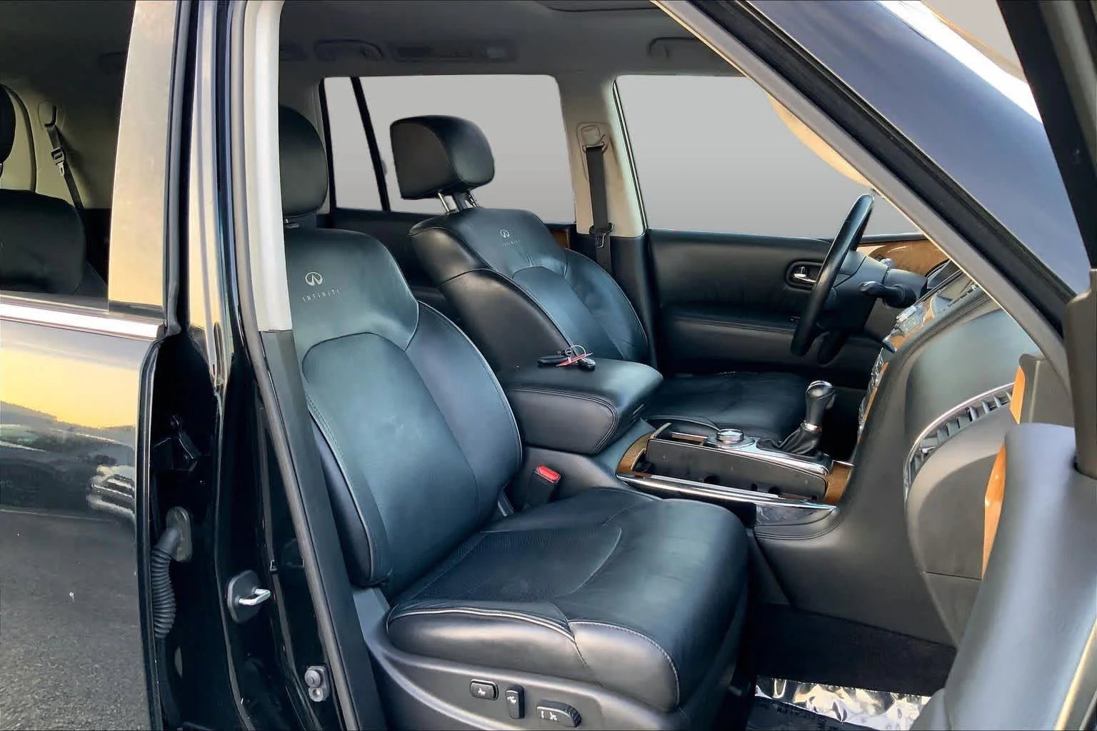 Pre-Owned 2013 INFINITI QX56