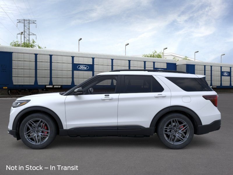 New 2026 Star White Metallic Tri-Coat Ford ST image 3