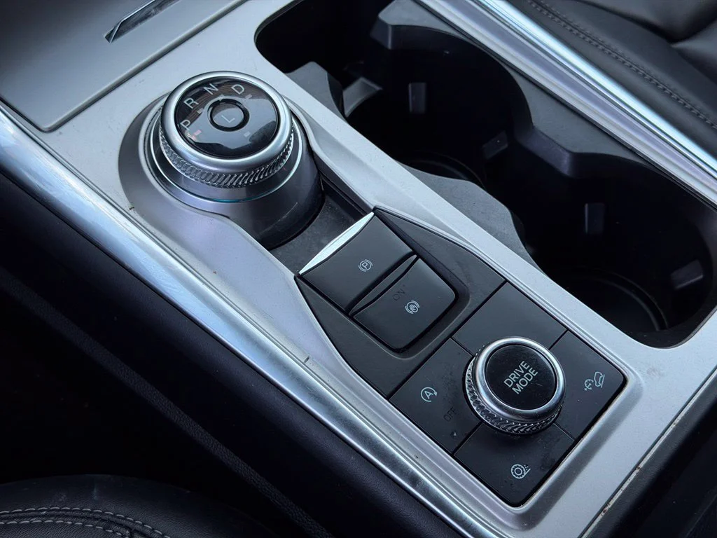Used 2023 Gray Ford XLT image 38