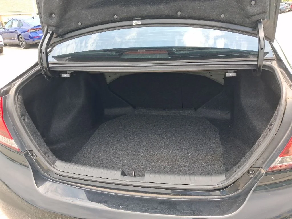 Used 2015 Black Honda EX-L image 10