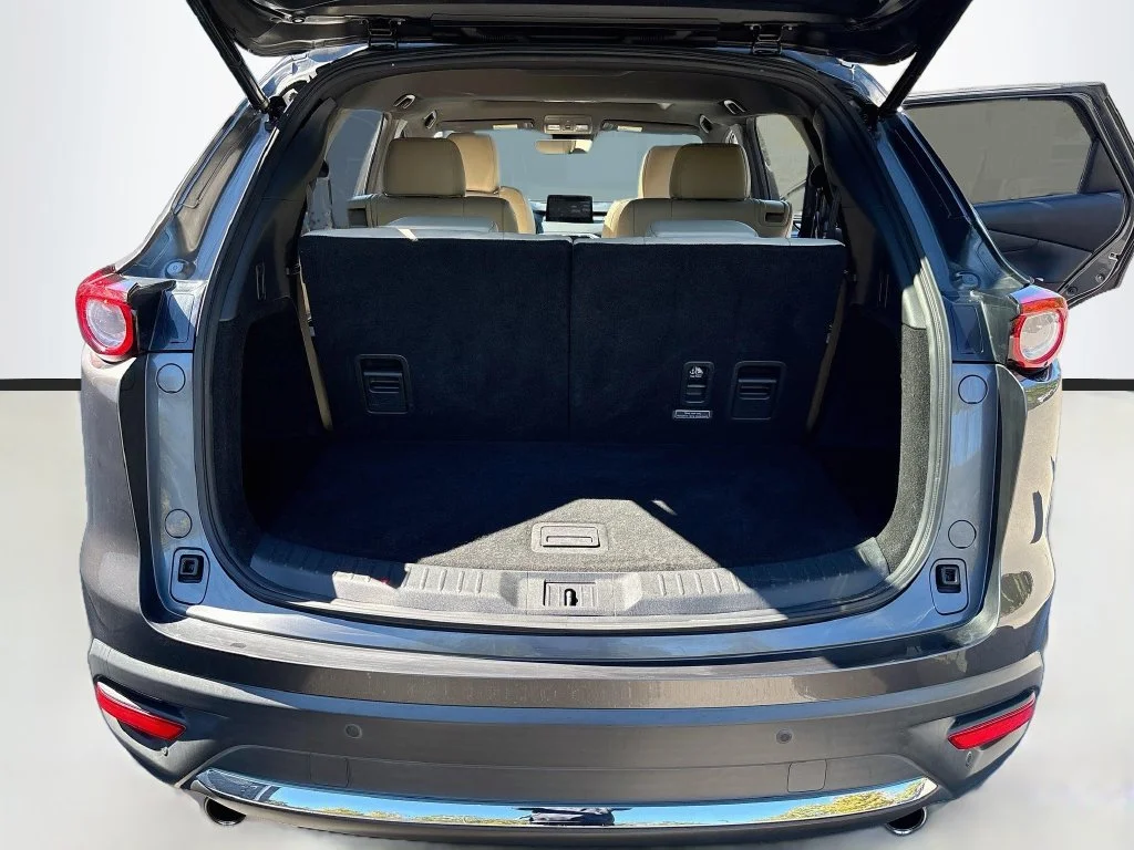 Used 2020 Machine Gray Mazda Grand Touring image 28