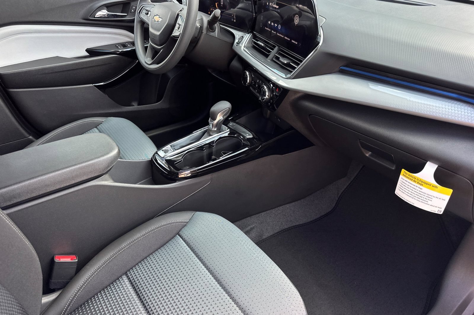 New 2026 Summit White Chevrolet LT image 16
