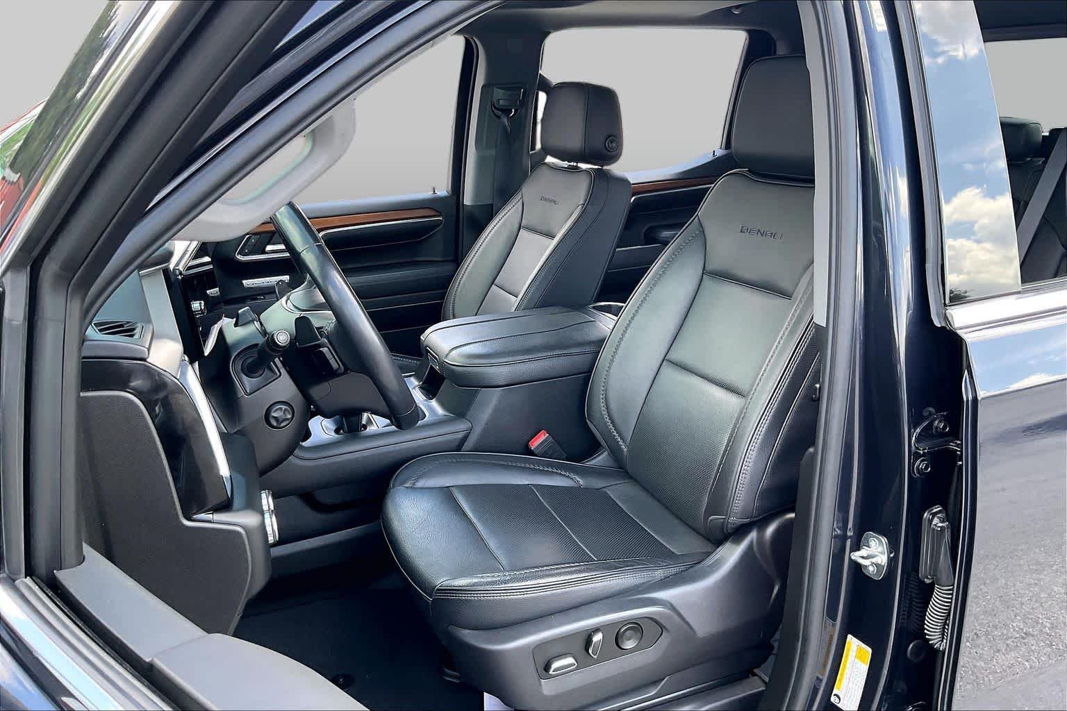 Used 2023 Titanium Rush Metallic GMC Denali image 8