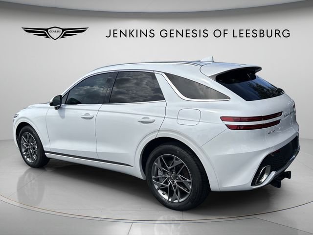 Used 2024 White Genesis 2.5T image 7