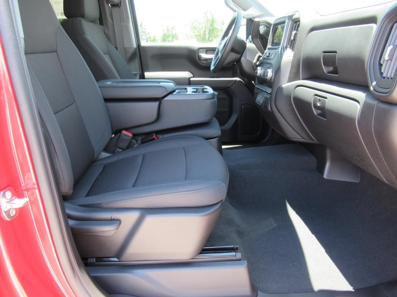 2026 GMC Sierra 1500 Pro - Photo 10