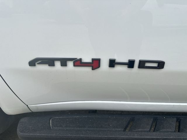 Used 2024 White GMC AT4 image 55