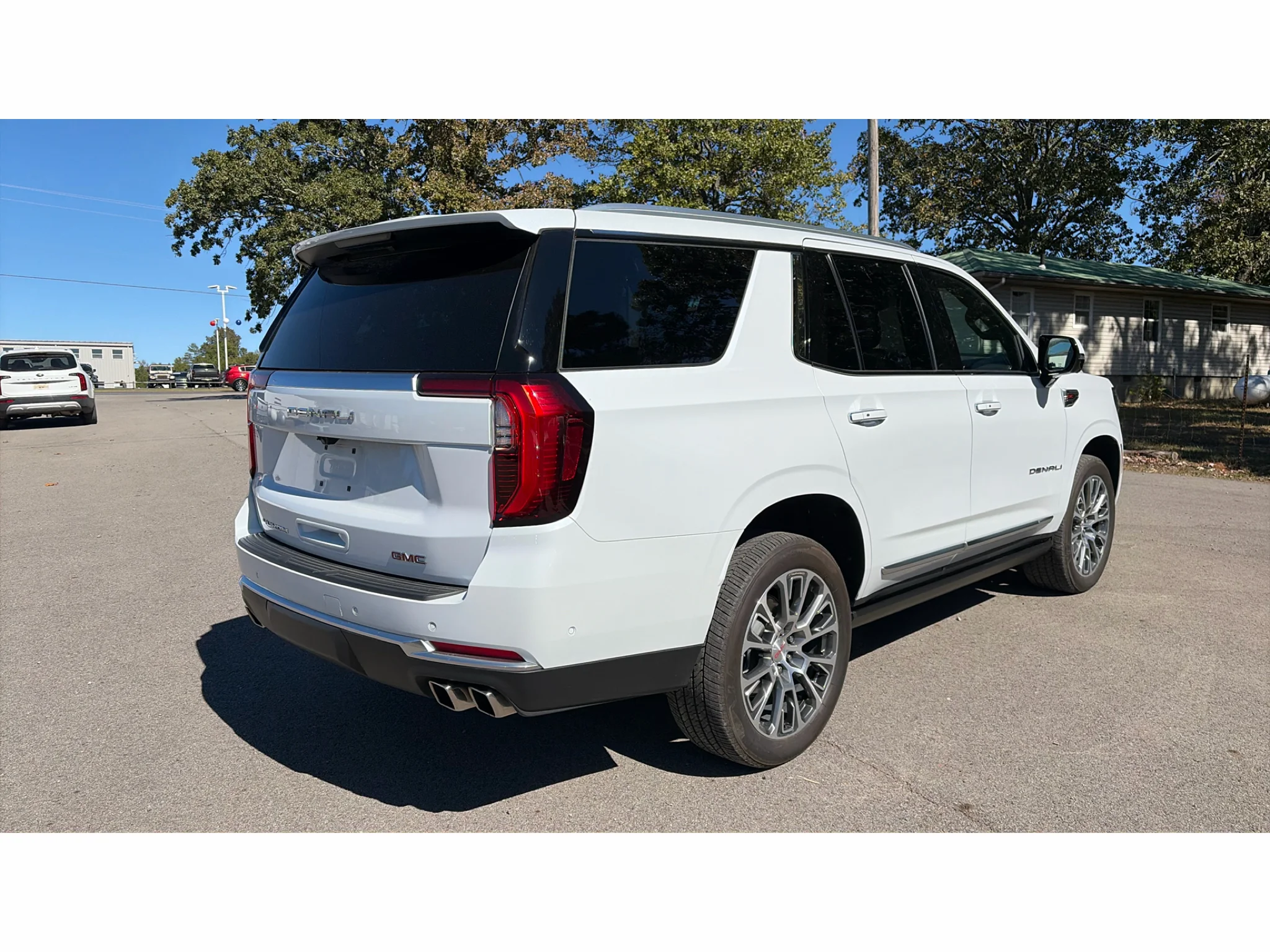 Used 2026 Glacier White Tricoat GMC Denali image 3