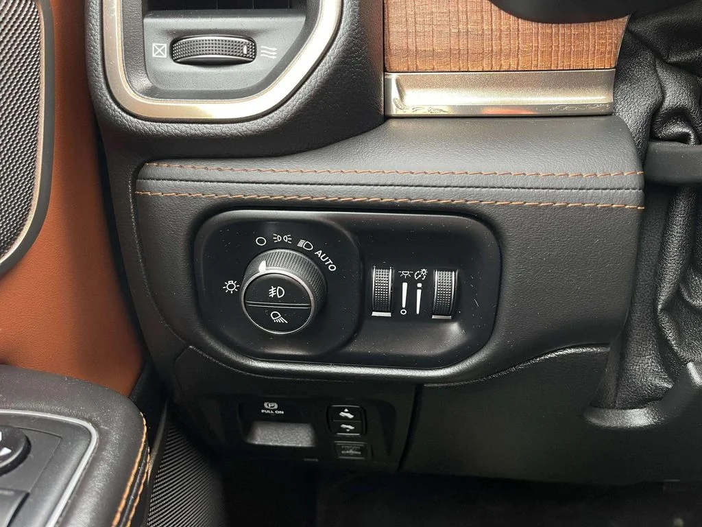 Used 2020 Bright White Clearcoat Ram Laramie Longhorn image 20