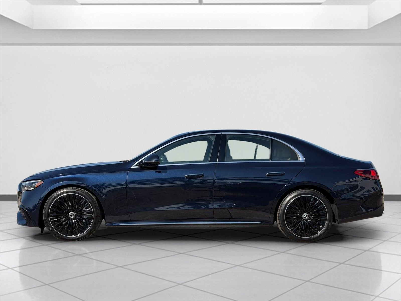 New 2026 Nautical Blue Metallic Mercedes-Benz E 450 image 5
