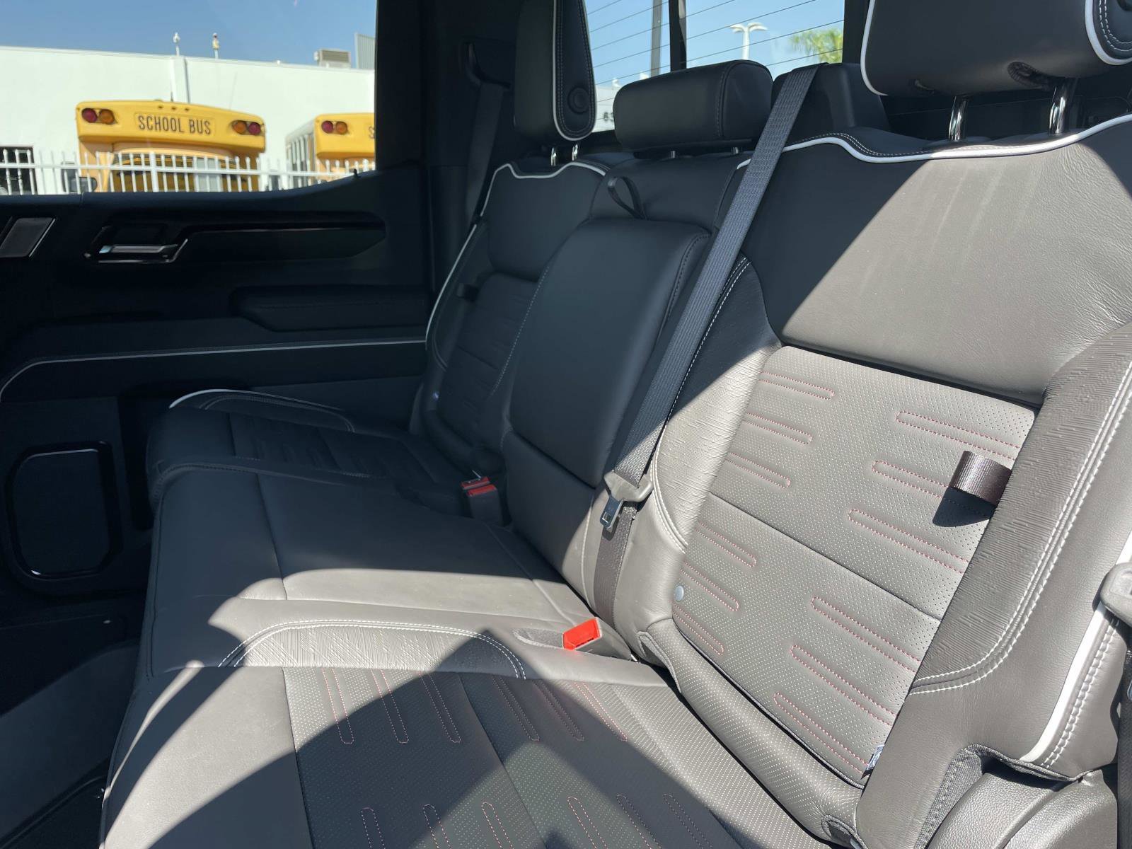 2026 GMC Sierra 1500 AT4X - Photo 25