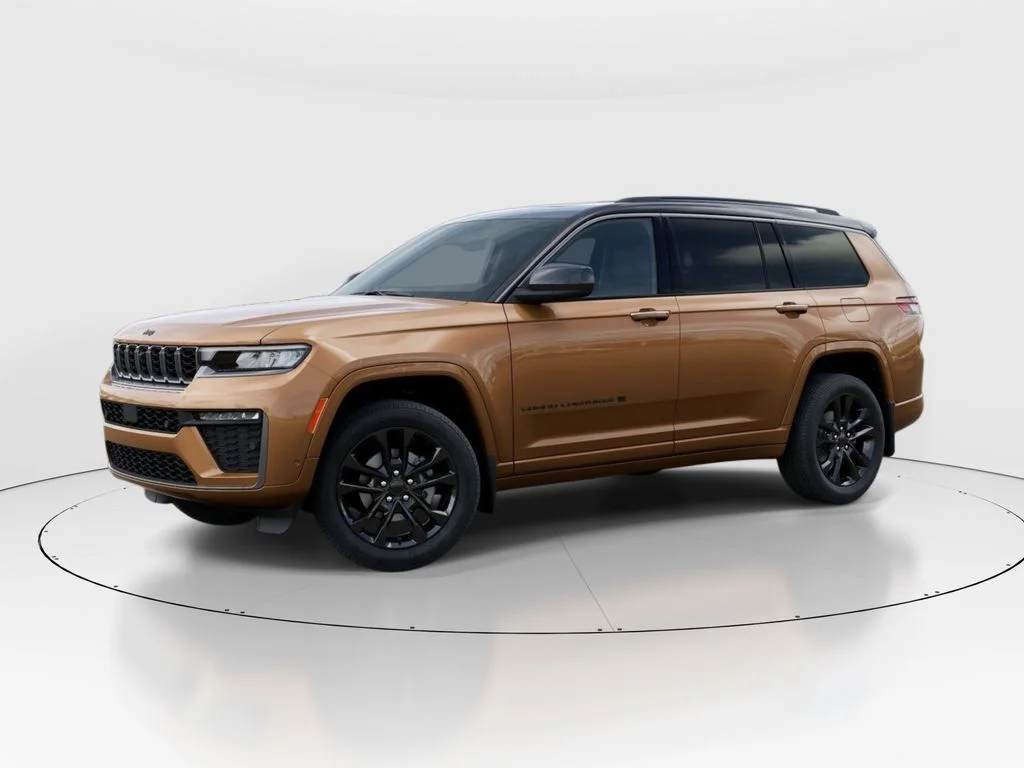 New 2026 Copper Shino Metallic Clear-Coat Exterior Paint Jeep Limited Reserve image 2