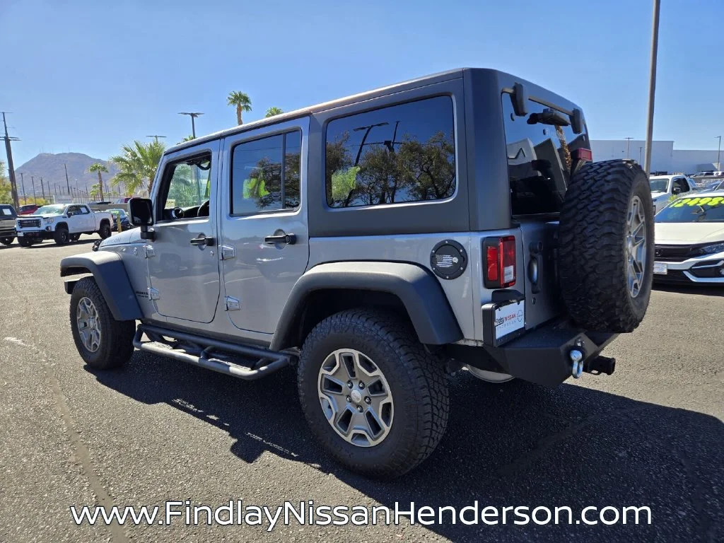 Used 2017 Silver Jeep Unlimited Rubicon image 4