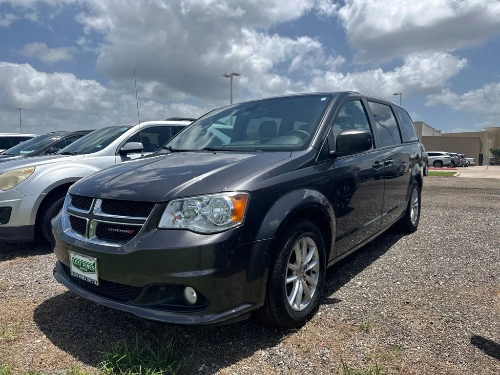2020 Dodge Grand Caravan SE Plus's photo
