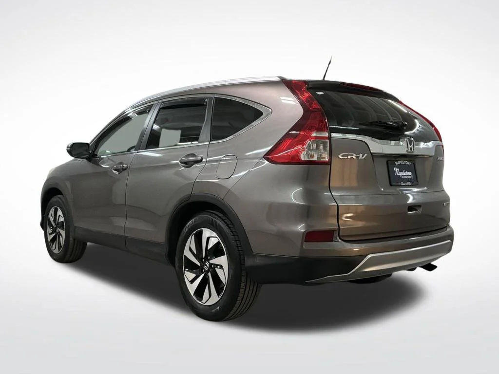 Used 2015  Honda Touring image 2