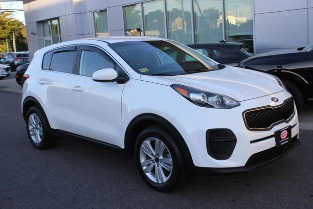 Used 2019 White Kia LX image 1