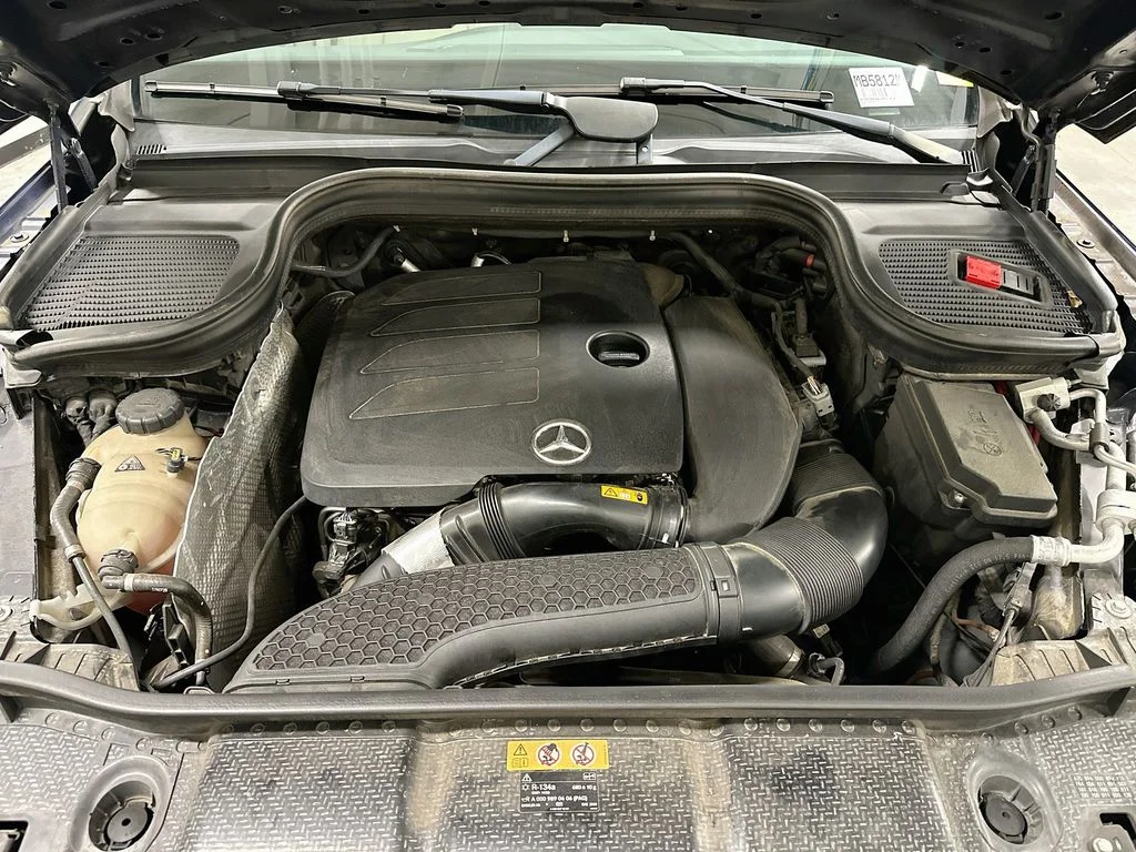 Used 2020 Lunar Blue Metallic Mercedes-Benz GLE 350 image 31
