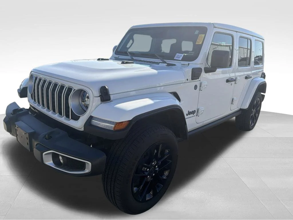 Used 2025 White Jeep Sahara 4xe image 7