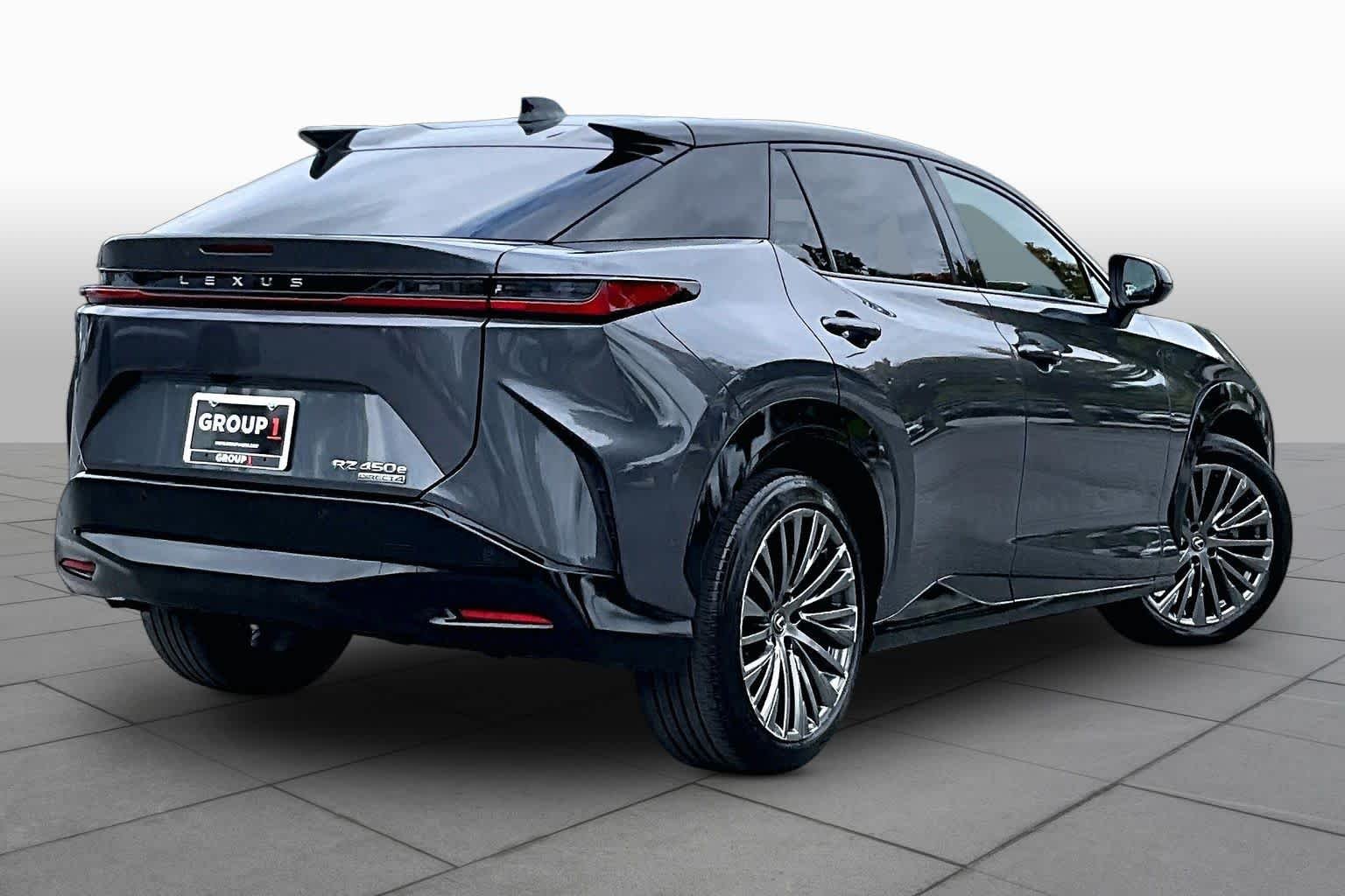 Used 2023 Cloudburst Gray/Black Lexus Luxury image 12