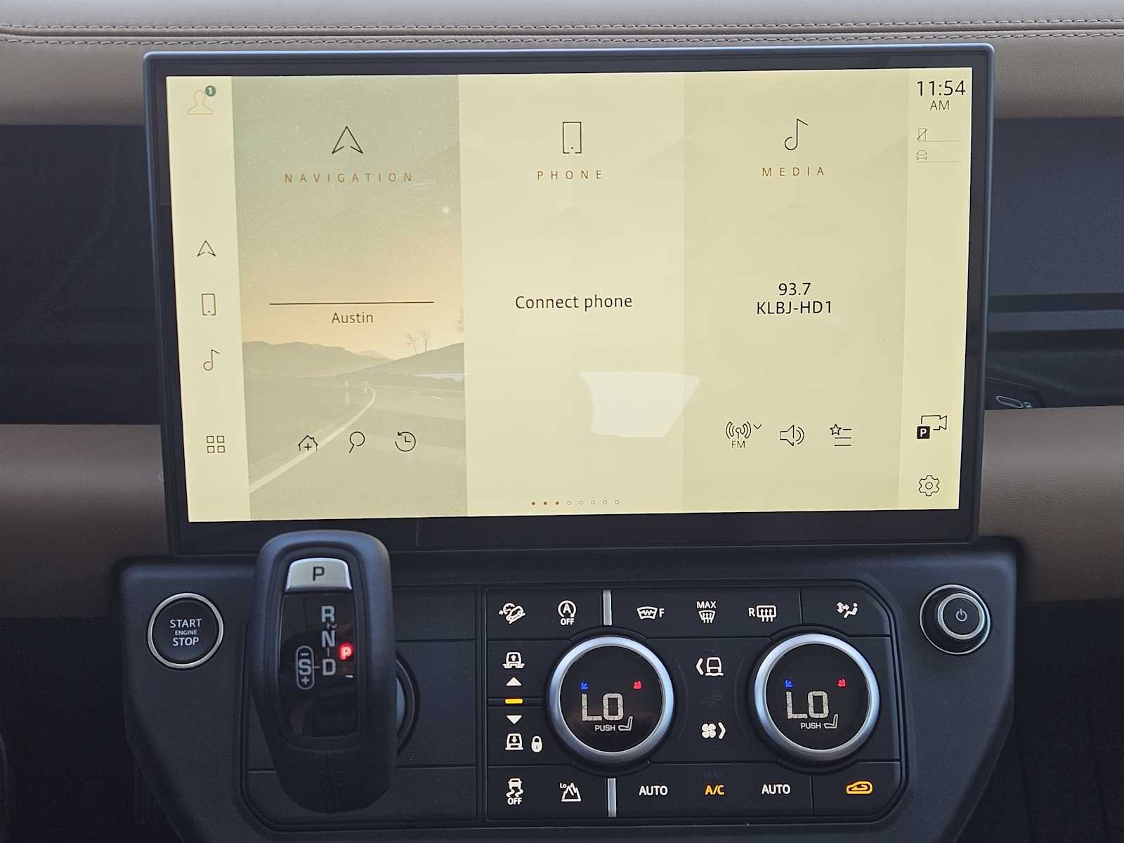 New 2026 Santorini Black LAND ROVER S image 15