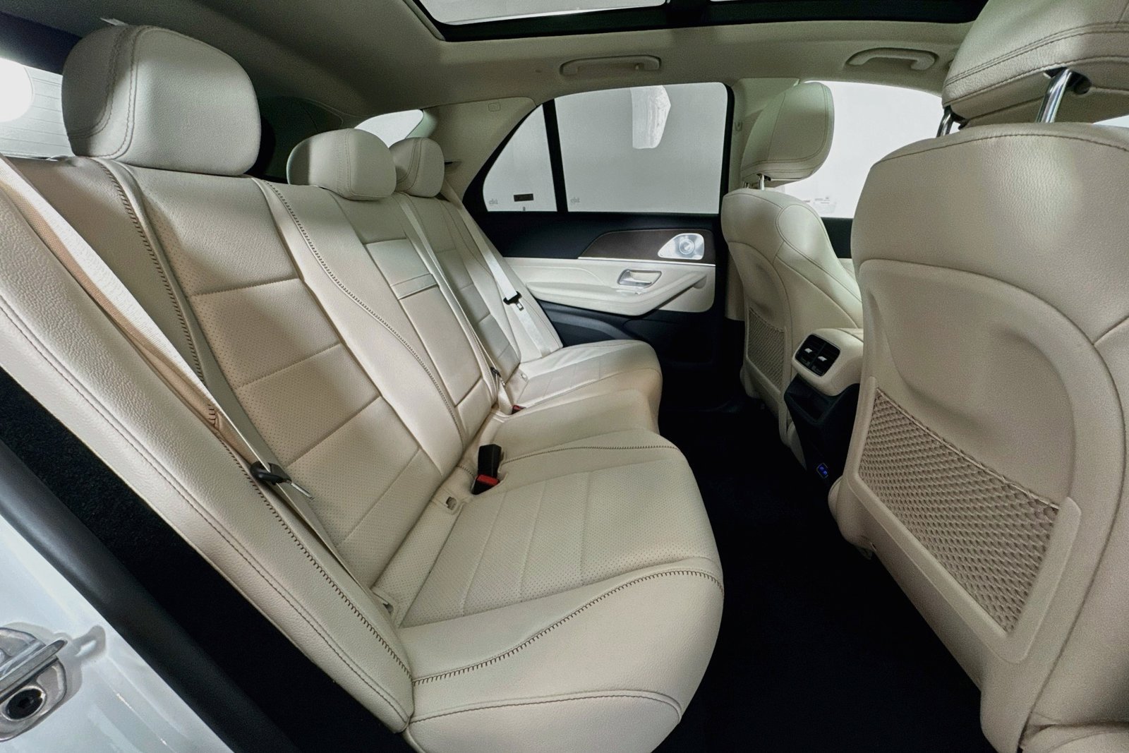 New 2027 Polar White Mercedes-Benz GLE 450 image 25