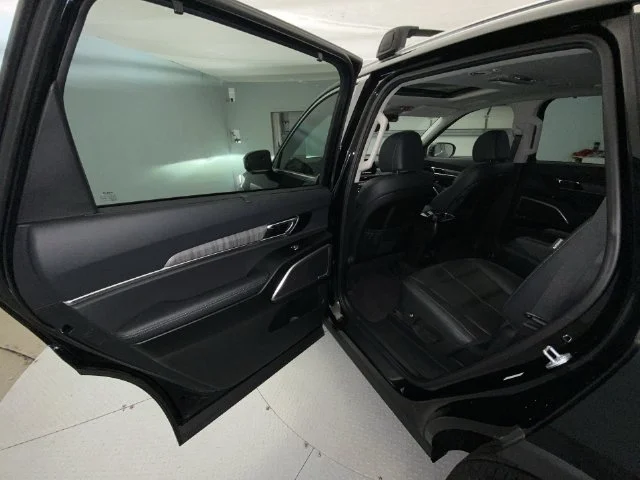 Used 2024 Black Kia EX image 23