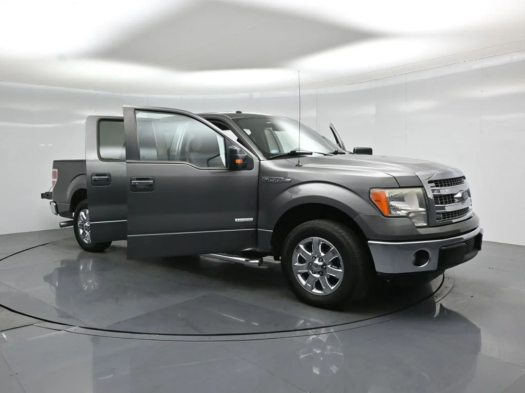 Used 2013 Gray Ford XLT image 27
