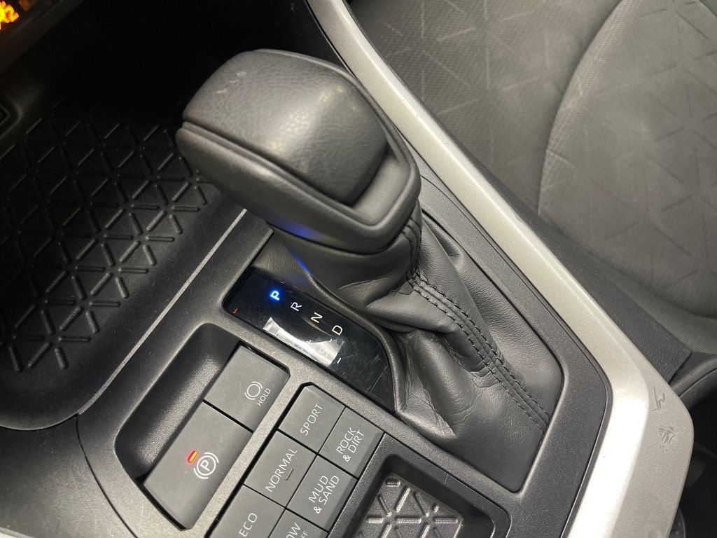 Used 2025 Silver Toyota XLE image 23