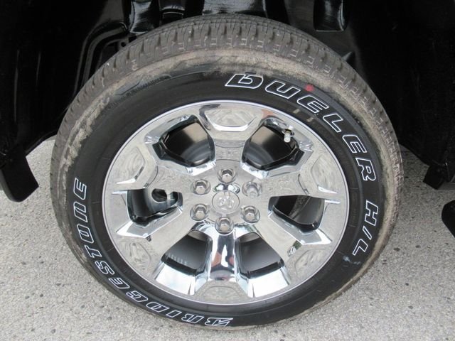 New 2026 Granite Crystal Metallic Clear-Coat Exterior Paint RAM Big Horn/Lone Star image 8