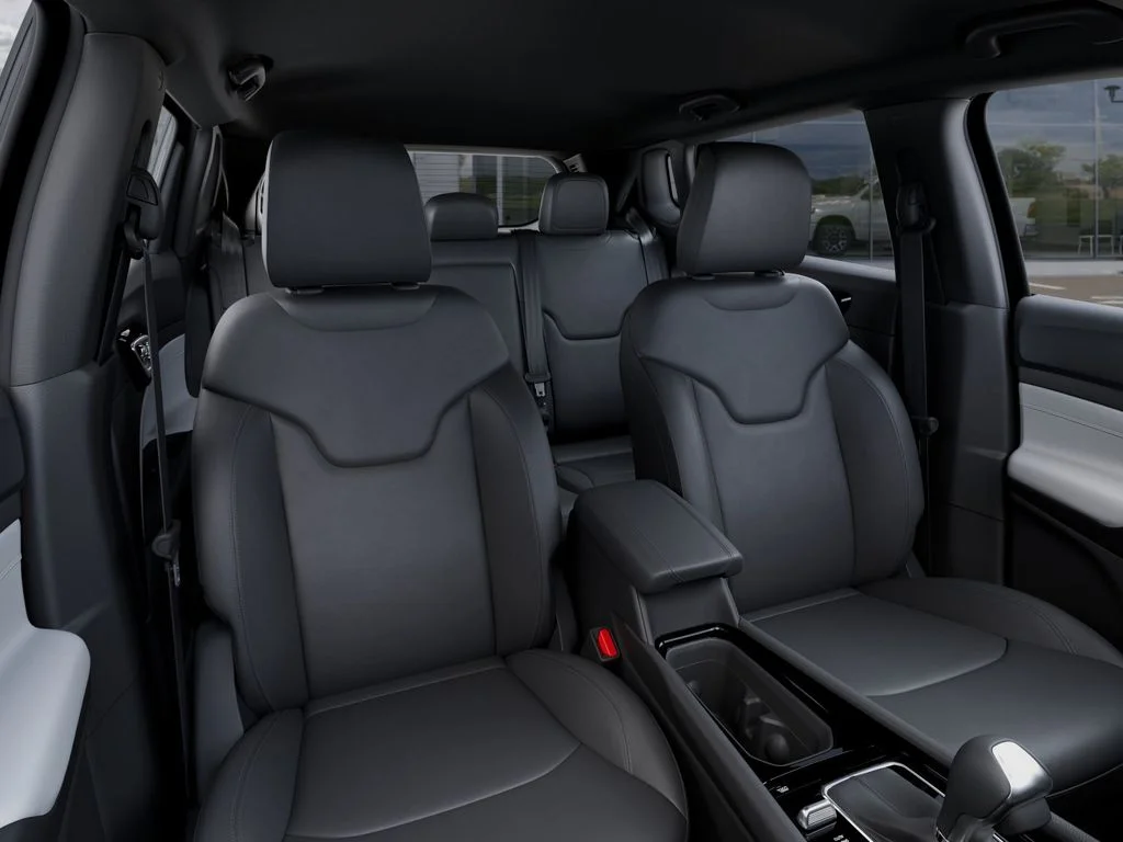 New 2026 Fathom Blue Pearl-Coat Exterior Paint Jeep Limited image 16