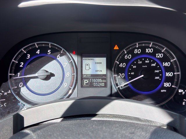 Used 2017 Liquid Platinum INFINITI Base image 23
