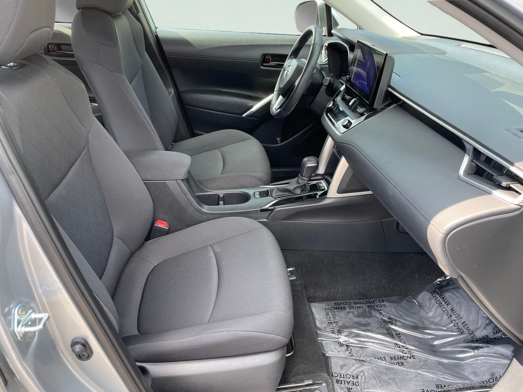 Used 2023 Silver Toyota LE image 12