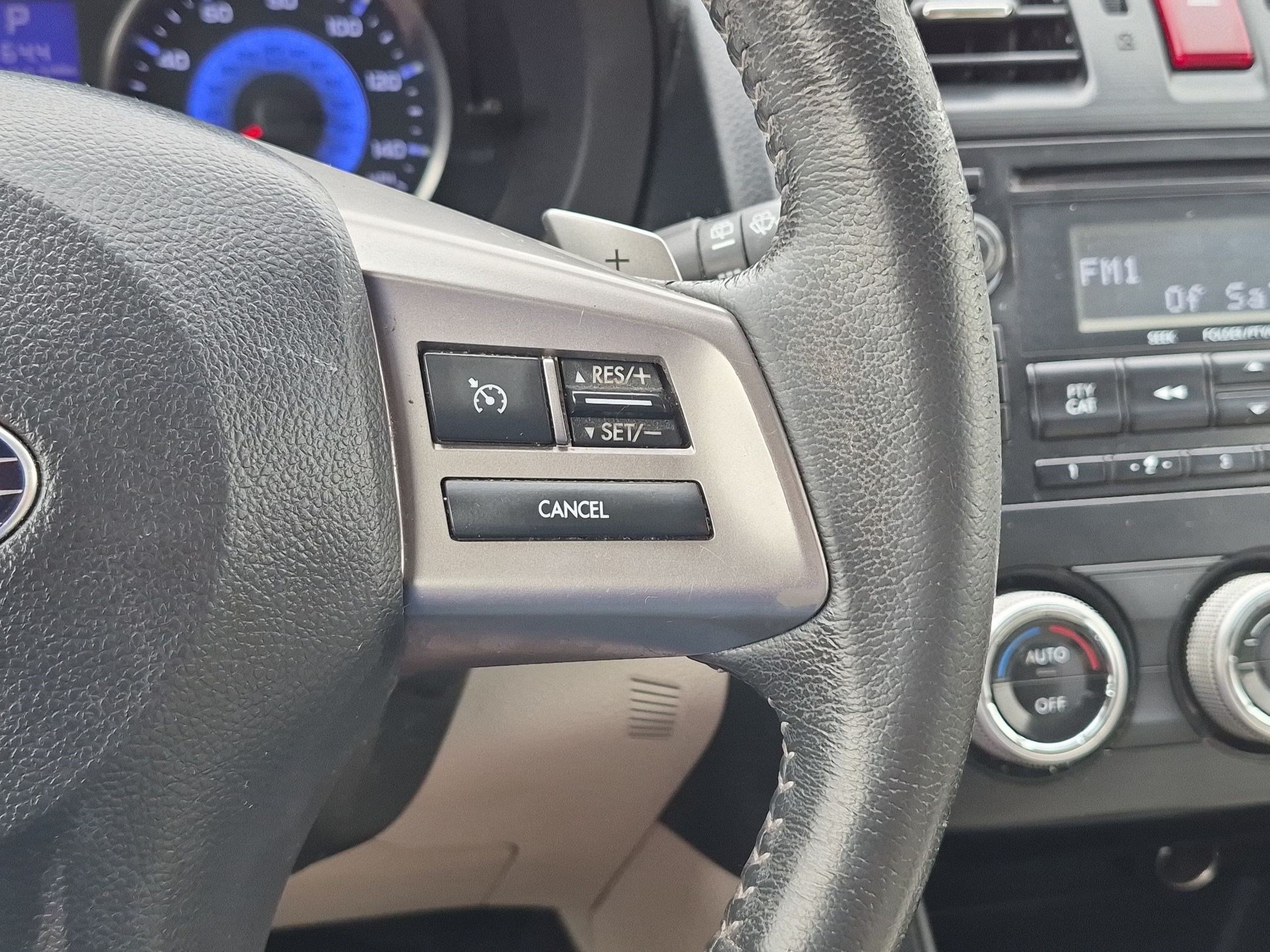 Used 2014 Quartz Blue Pearl Subaru 2.0i Hybrid image 18
