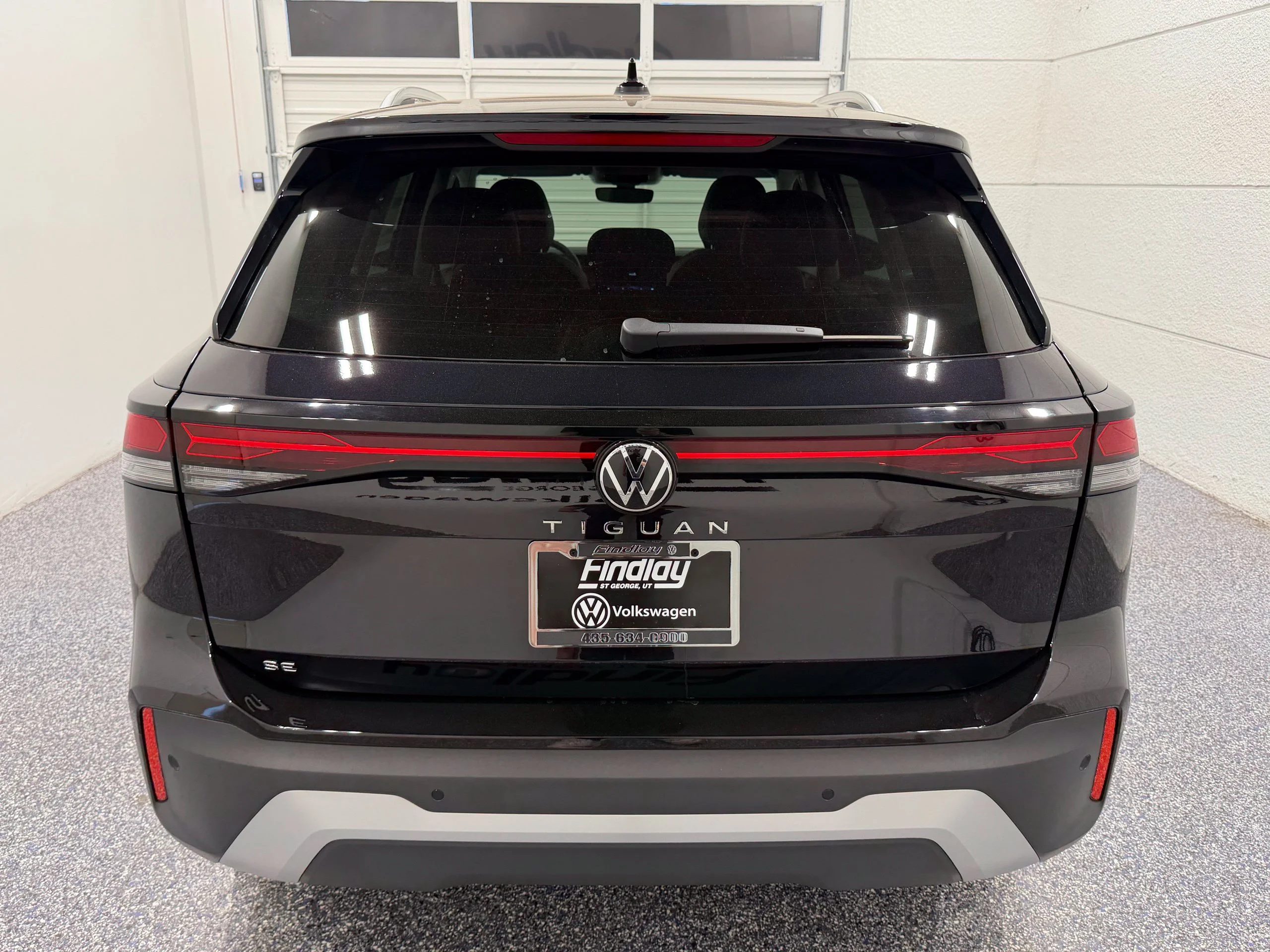 New 2026 Black Volkswagen SE image 5