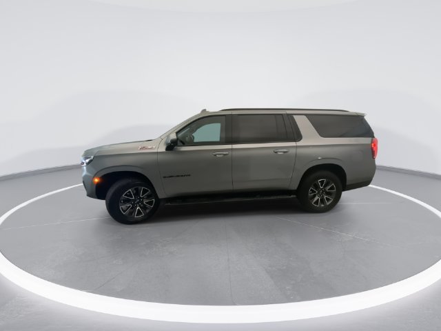 Used 2023 Gray Chevrolet Z71 image 5
