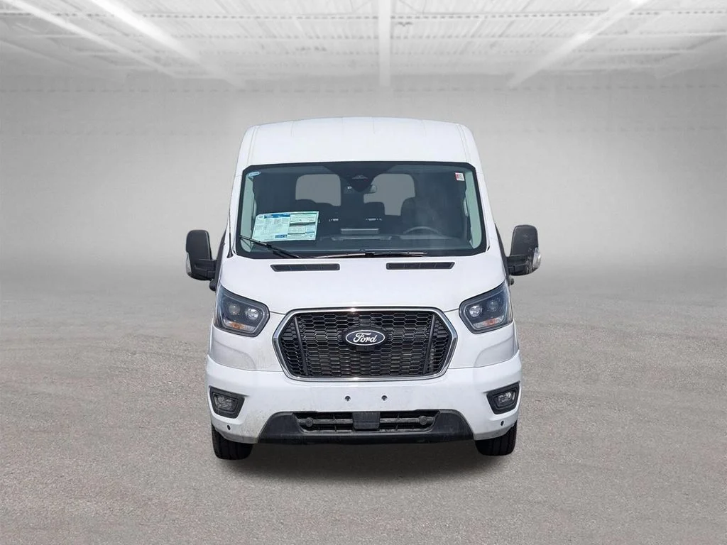 New 2026 Oxford White Ford Passenger Van XLT image 6