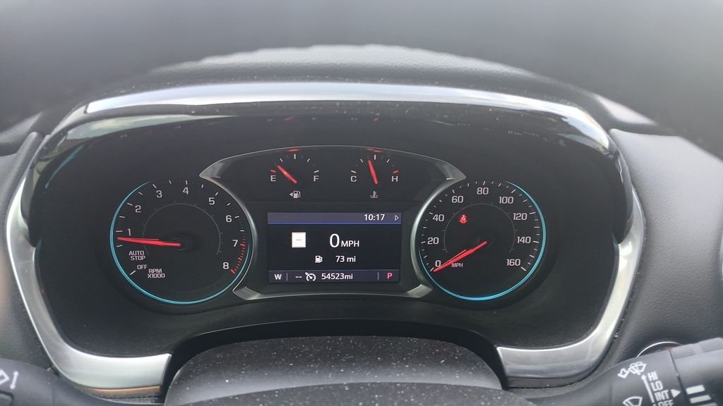 Used 2021 White Chevrolet Premier image 10