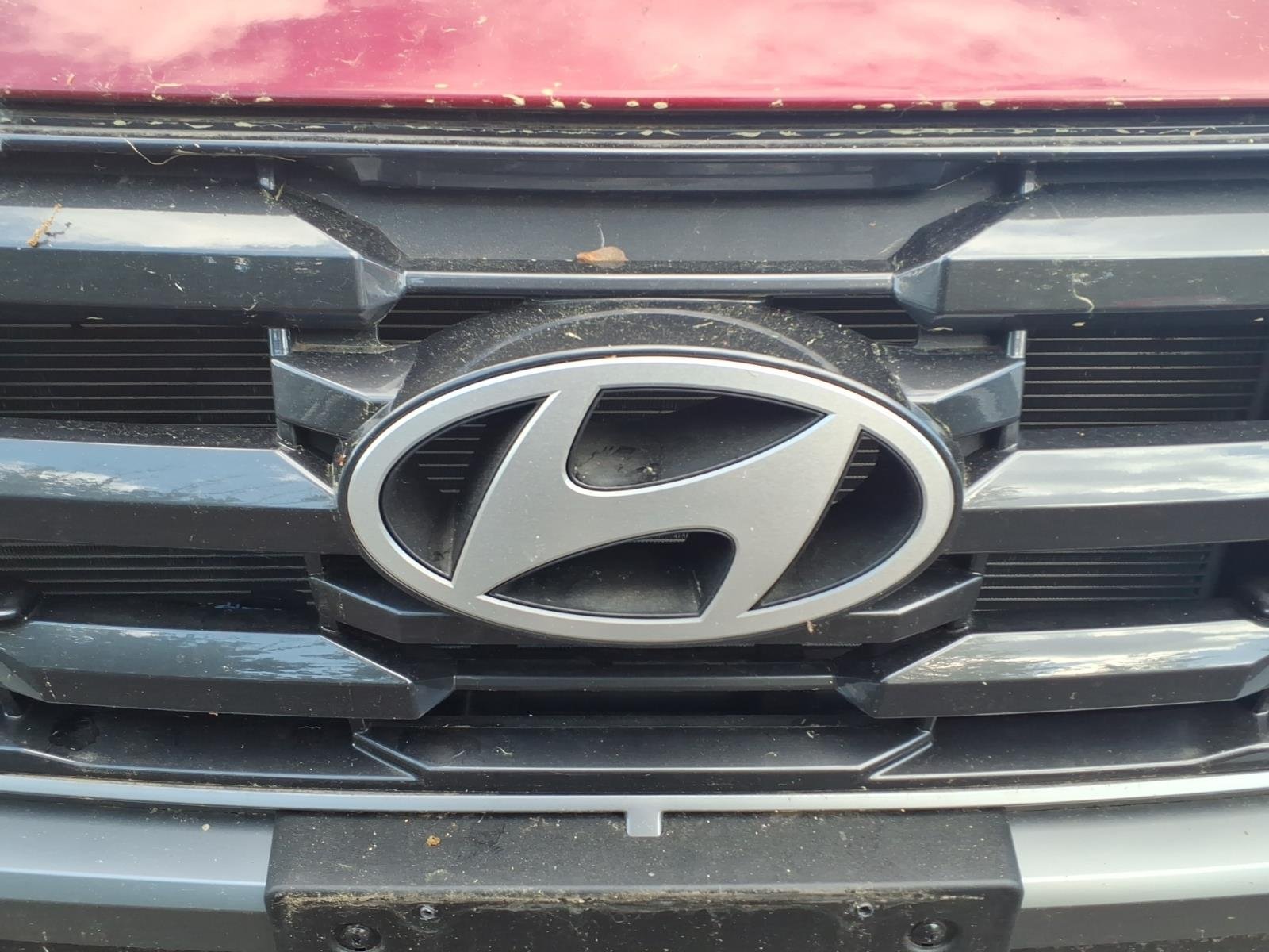 Used 2025 Ultimate Red Pearl Hyundai SEL Convenience image 12