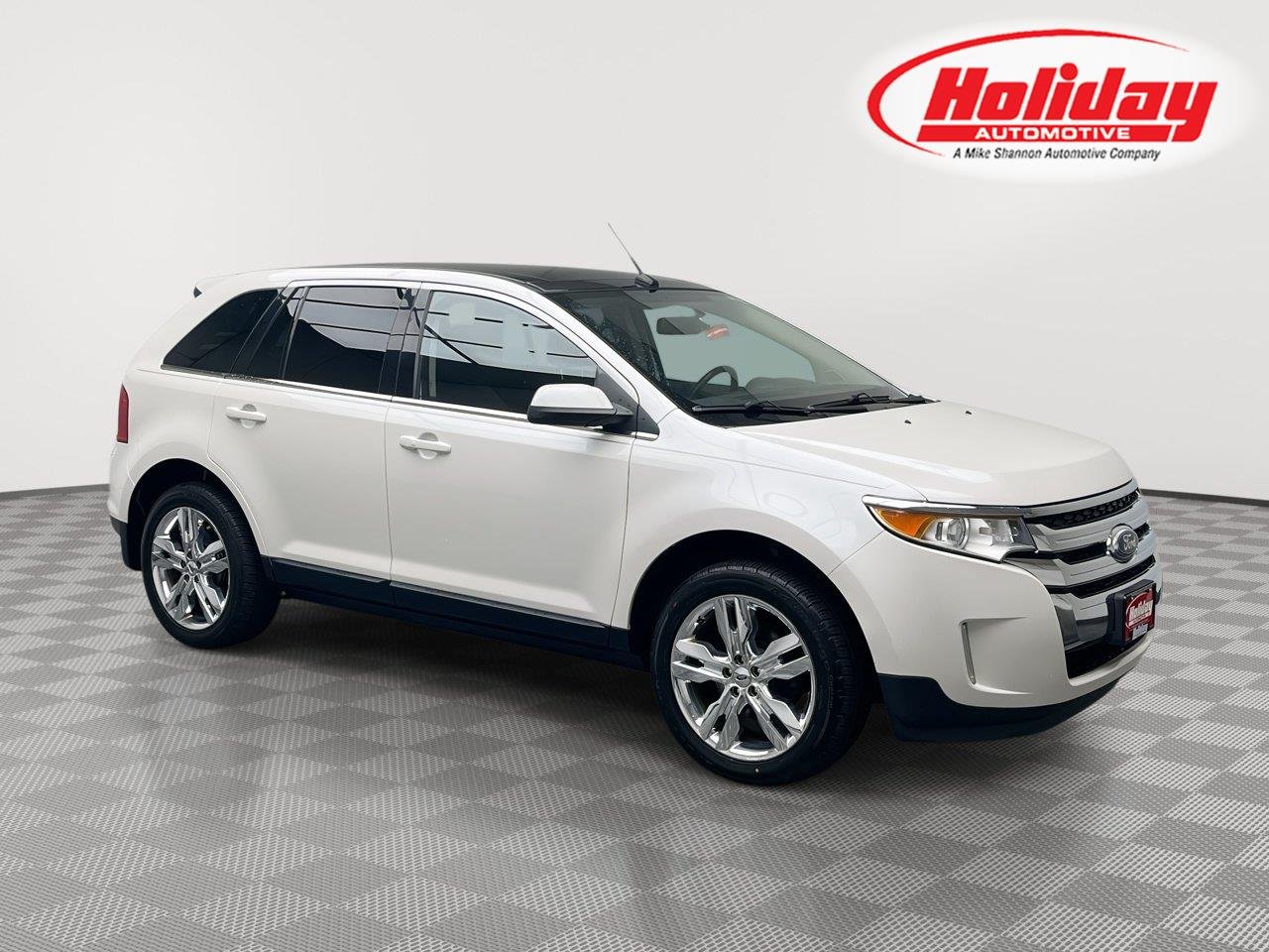 Used 2014 White Platinum Metallic Tri-Coat Ford Limited image 1