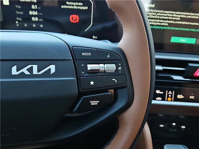 New 2027 Glacial White KIA X-Line All-Wheel Drive image 19