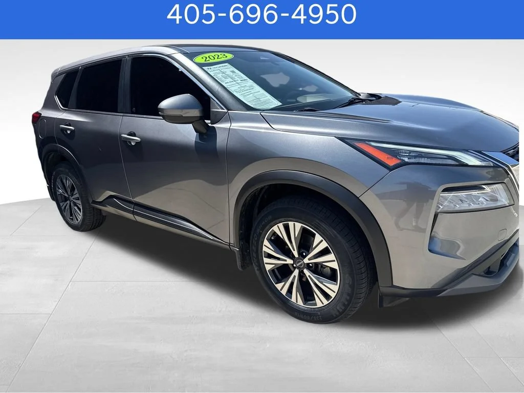 Pre-Owned 2023 Nissan Rogue SV