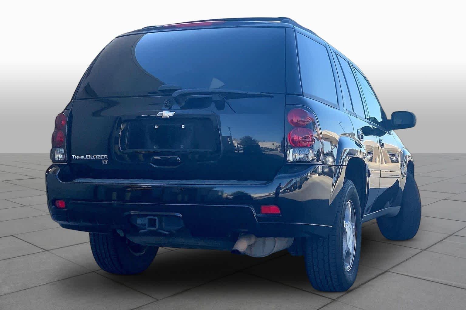 Used 2008 Black Chevrolet LT w/1LT image 12
