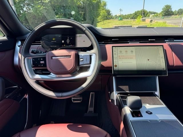 New 2026 Carpathian Grey Land Rover SE image 13