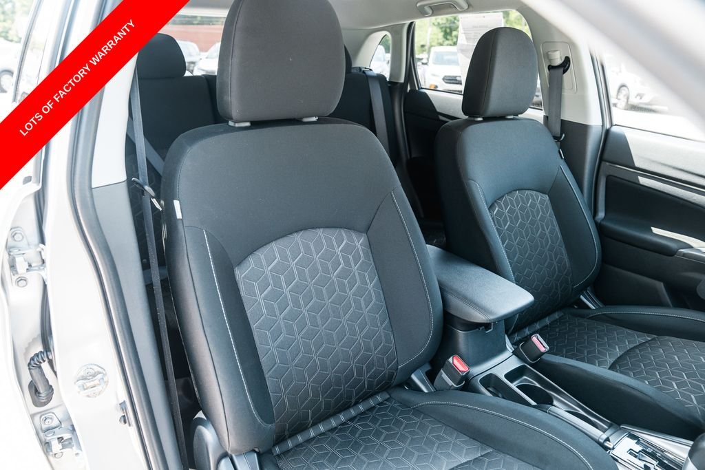 Used 2025 Alloy Silver Metallic Mitsubishi 2.0 ES image 27