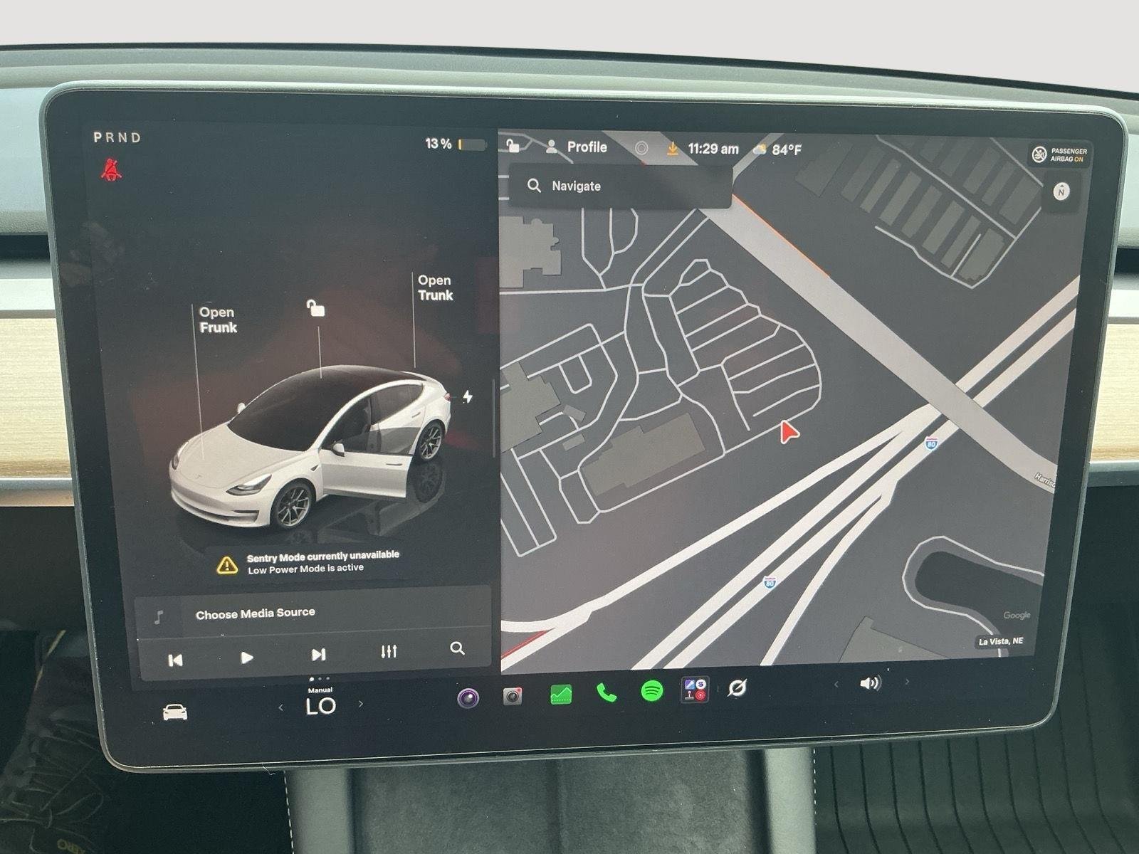 Used 2022  Tesla Long Range image 15