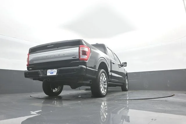 Used 2021 Black Metallic Ford Limited image 40