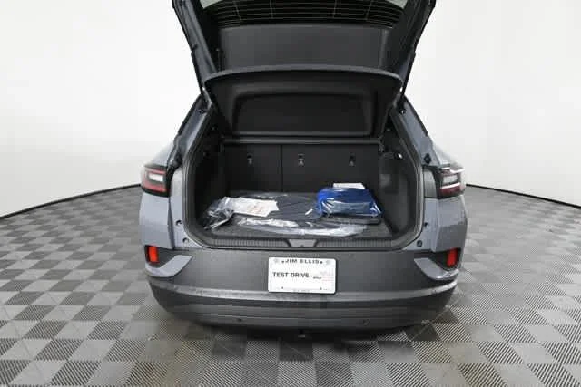New 2026 Pure Gray Volkswagen Pro image 11